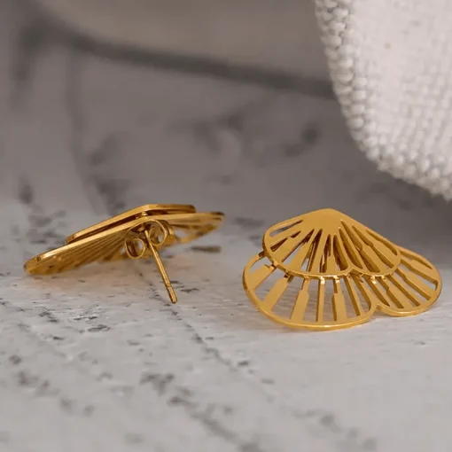 Anna K Jewelry - Örhängen Fashion Wings Guld