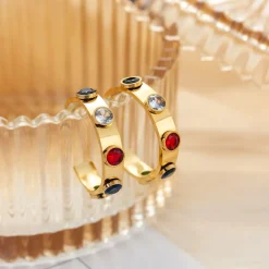 Anna K Jewelry - Örhängen Sparkling Round Guld Mix