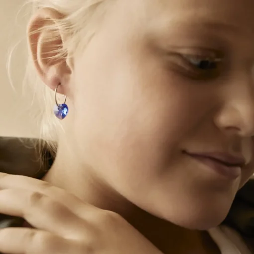 Blomdahl - Örhängen Heart Titan Sapphire