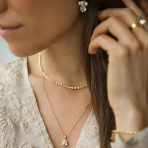 Caroline Svedbom - Halsband Petite Drop Guld Crystal