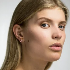 Caroline Svedbom - Örhängen Mini Drop Studs Rhodium Crystal