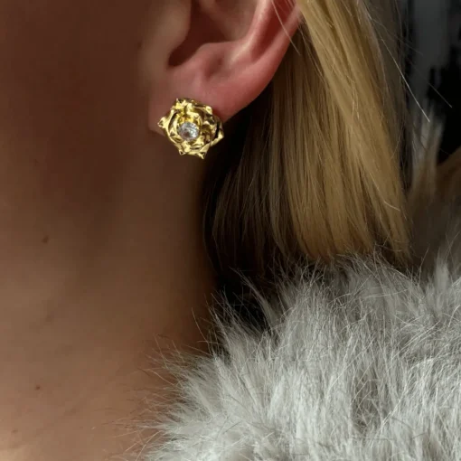 Ioaku - Örhängen Winter Flower Stud Guld